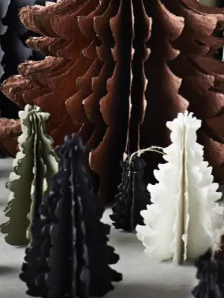 Hanging paper christmas tree, MADAMSTOLTZ