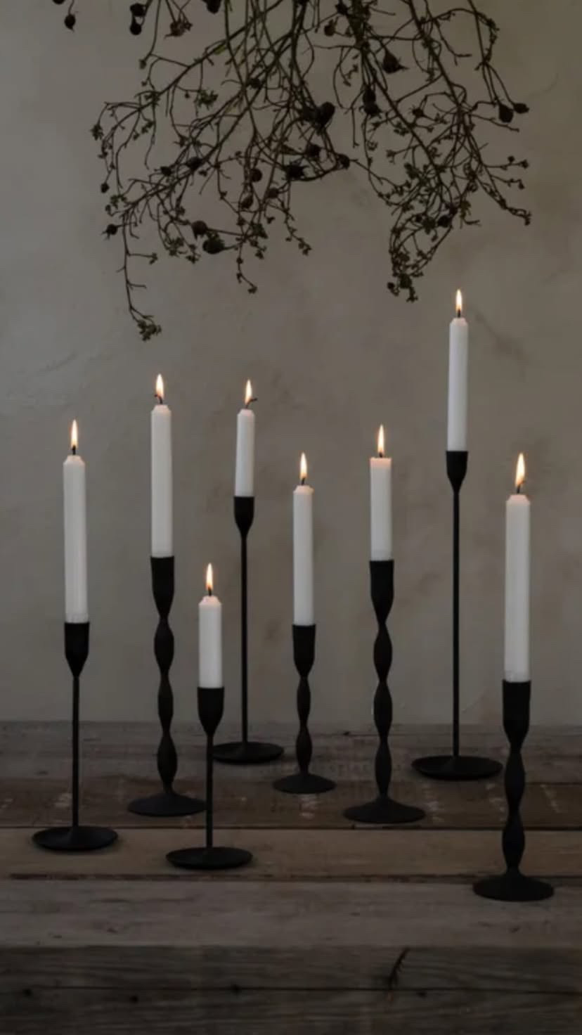 Skruvad ljusstake, ERNST