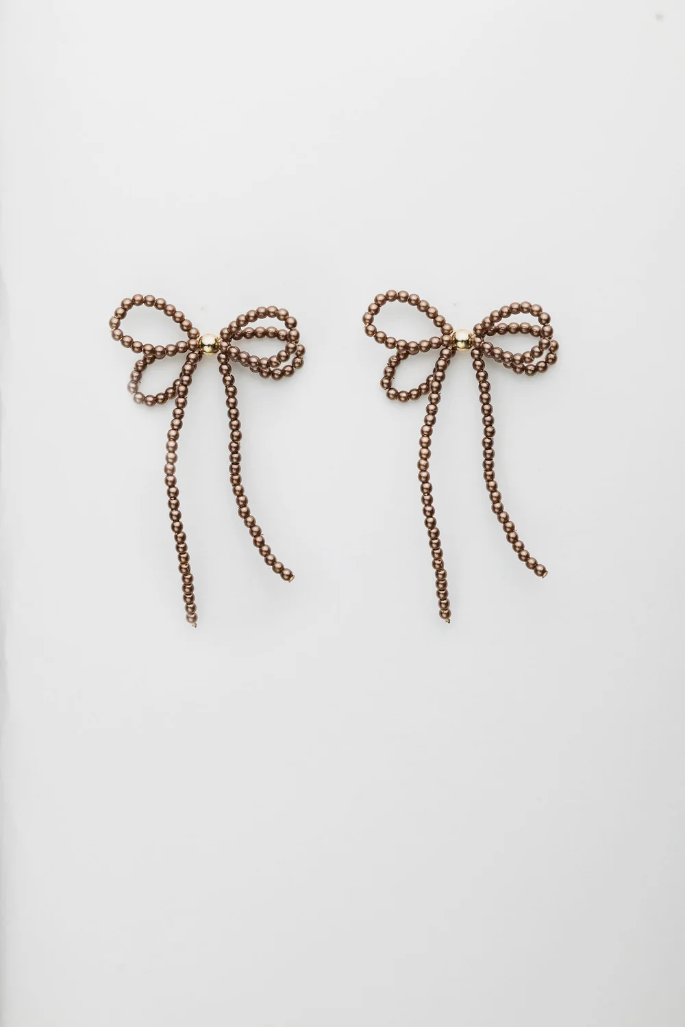 Pearl bow earrings, Brown