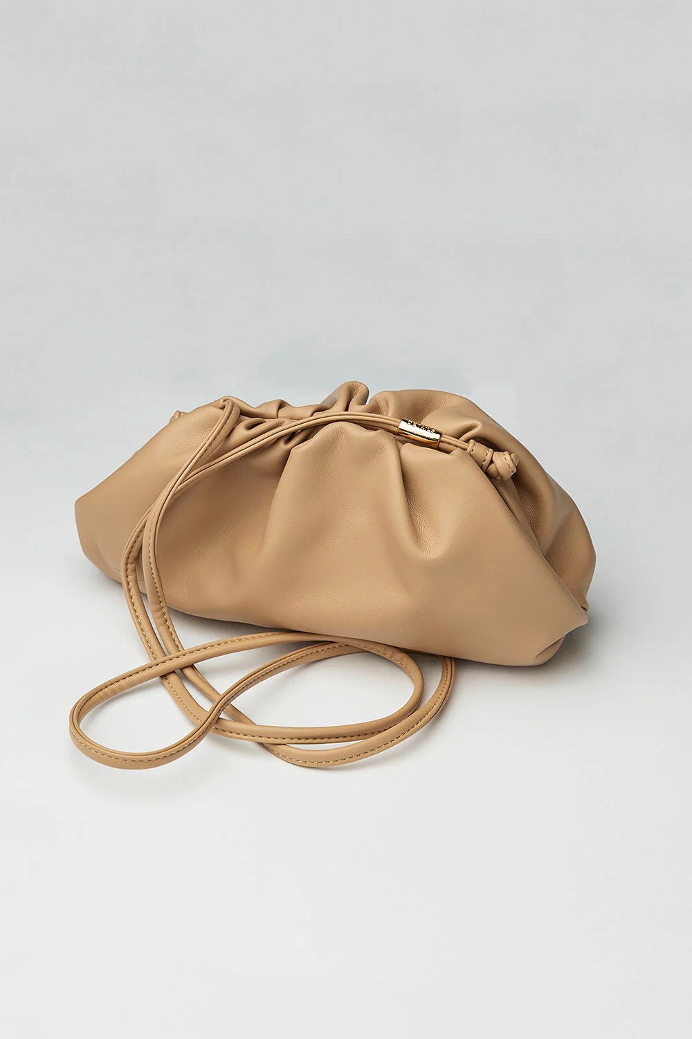 Dumpling Bag Beige
