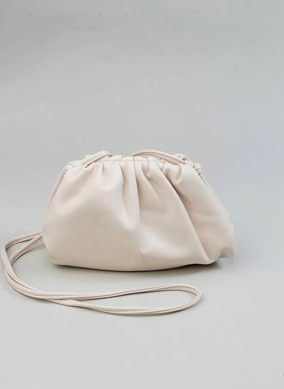 Dumpling Bag Off-White