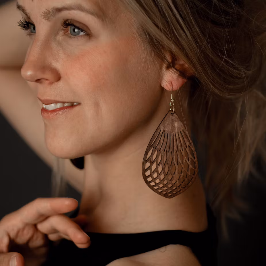 Örhängen, Big Drop, Brun