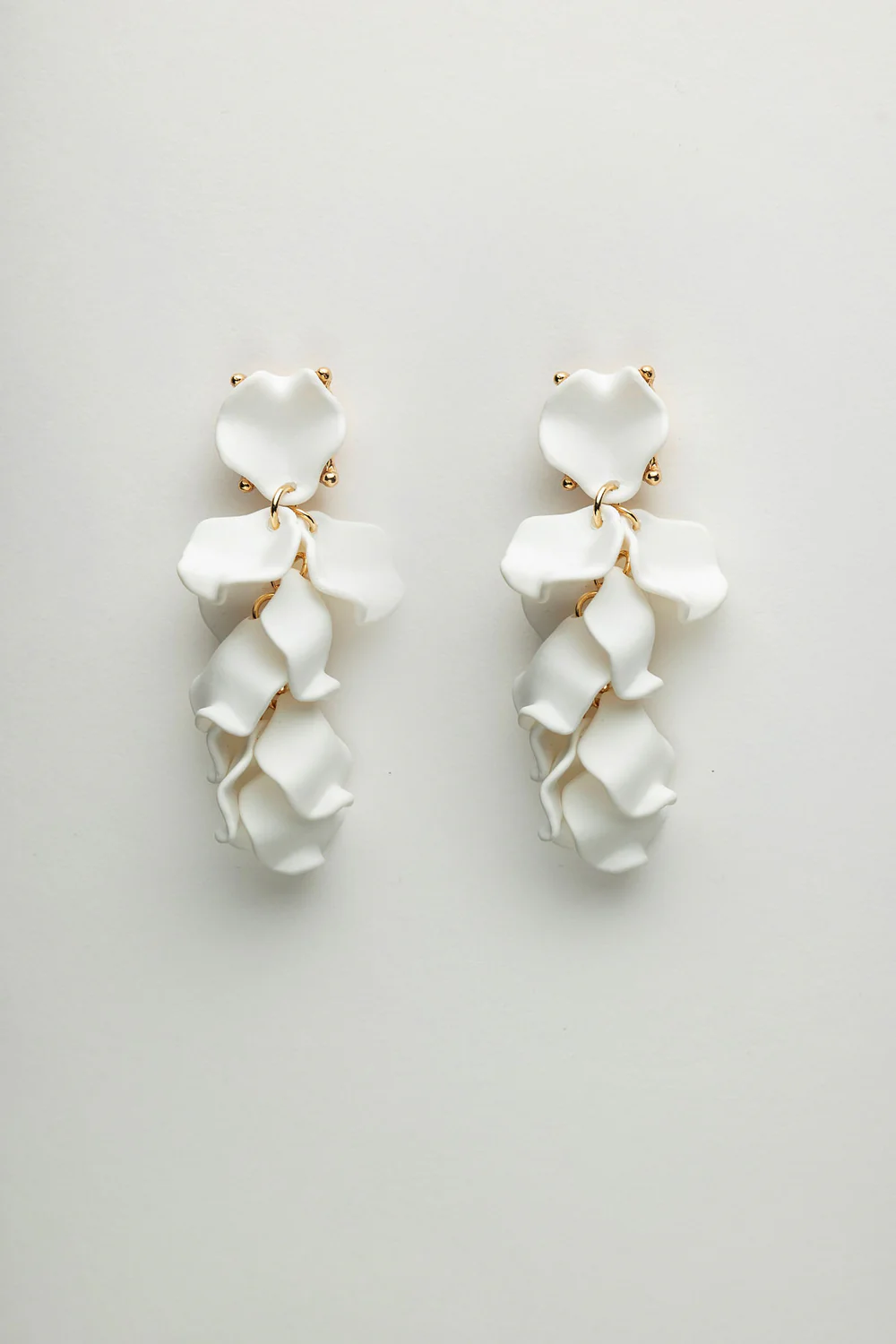 Leaf Earrings Mini Mat White