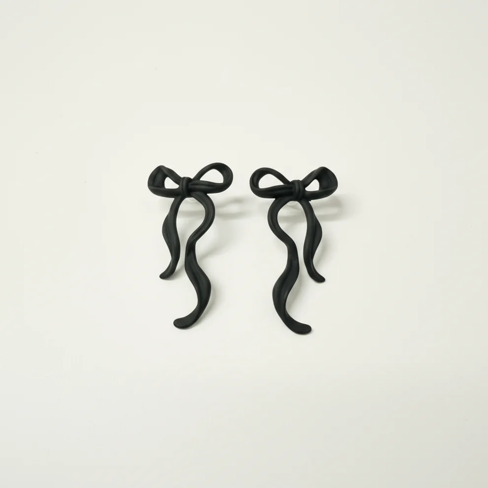 Örhängen Fancy Black Bow