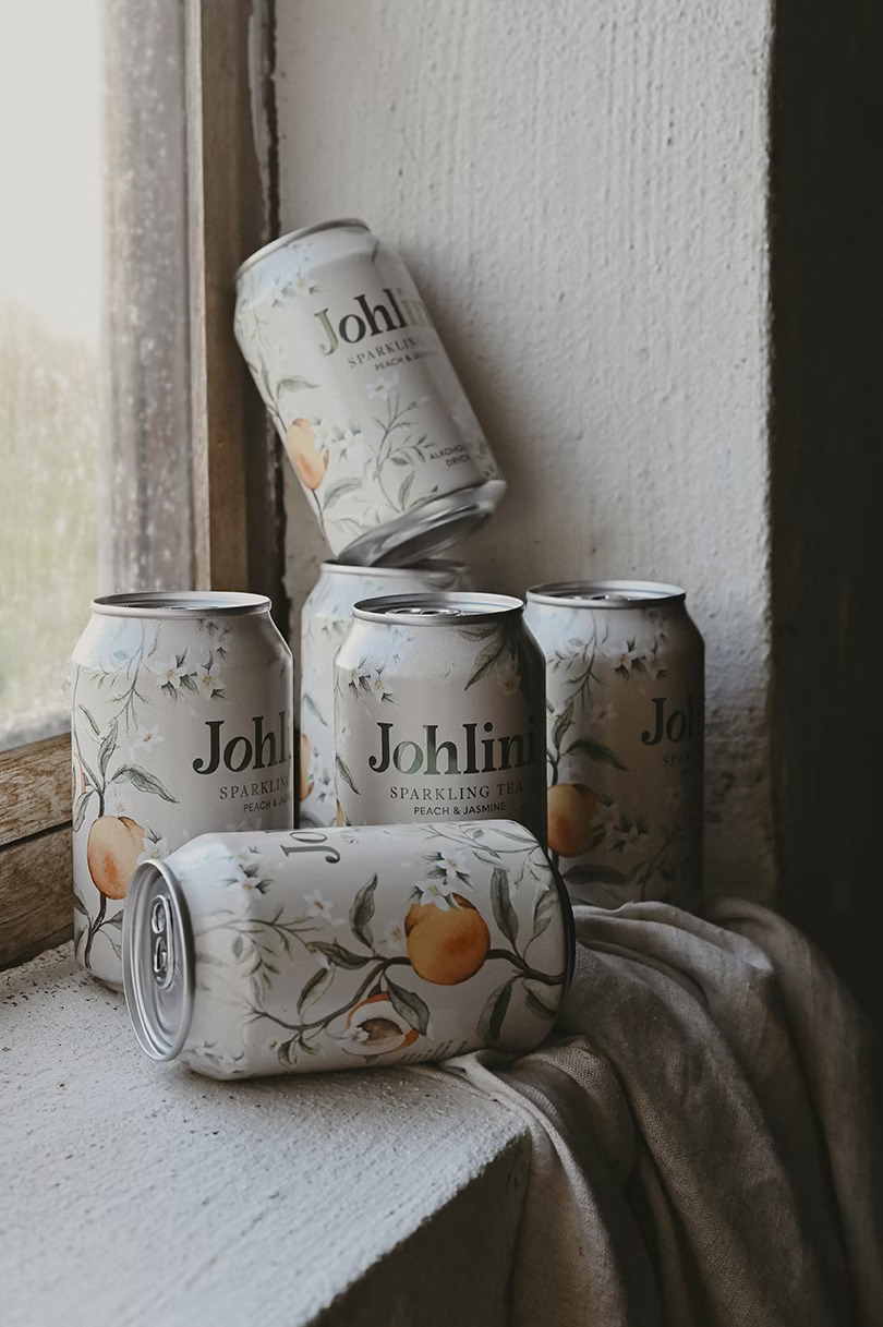 Sparkling tea, Johlini